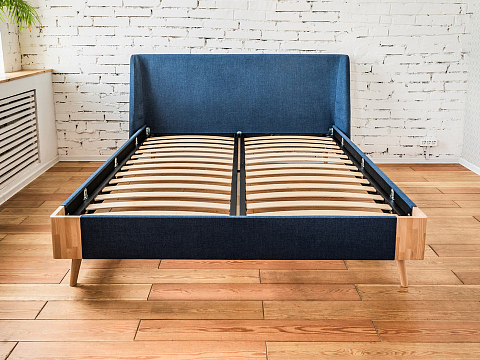 Большая кровать Lagom Side Soft - Оригинальная кровать в обивке из мебельной ткани.